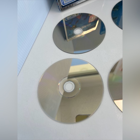 Finding Nemo 3D Blu-ray DVD 5-Disc Set Ultimate Edition Lenticular Slipcover - Picture 7 of 12